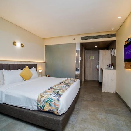 Hotel Citrus Prime Candolm, Goa Candolim Bagian luar foto