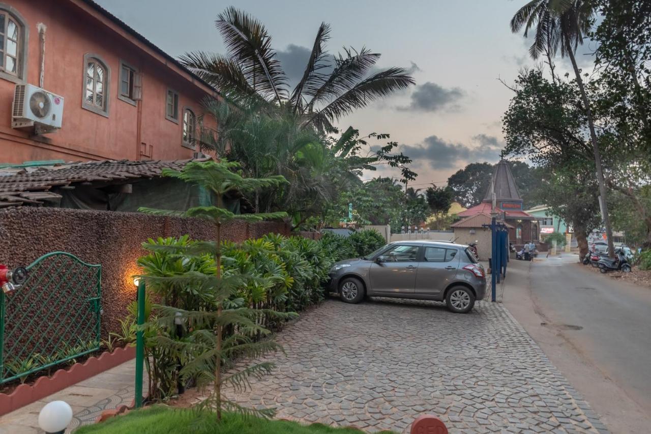 Hotel Citrus Prime Candolm, Goa Candolim Bagian luar foto