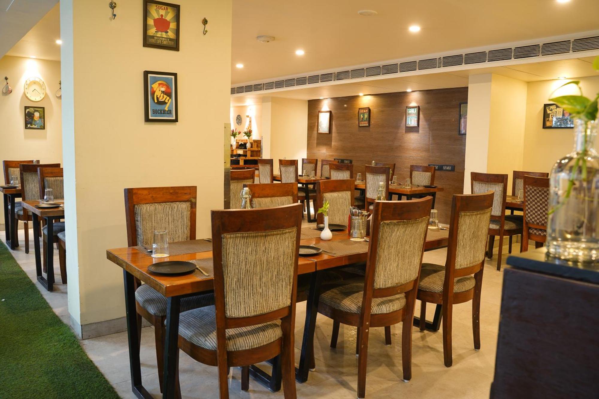Hotel Citrus Prime Candolm, Goa Candolim Bagian luar foto