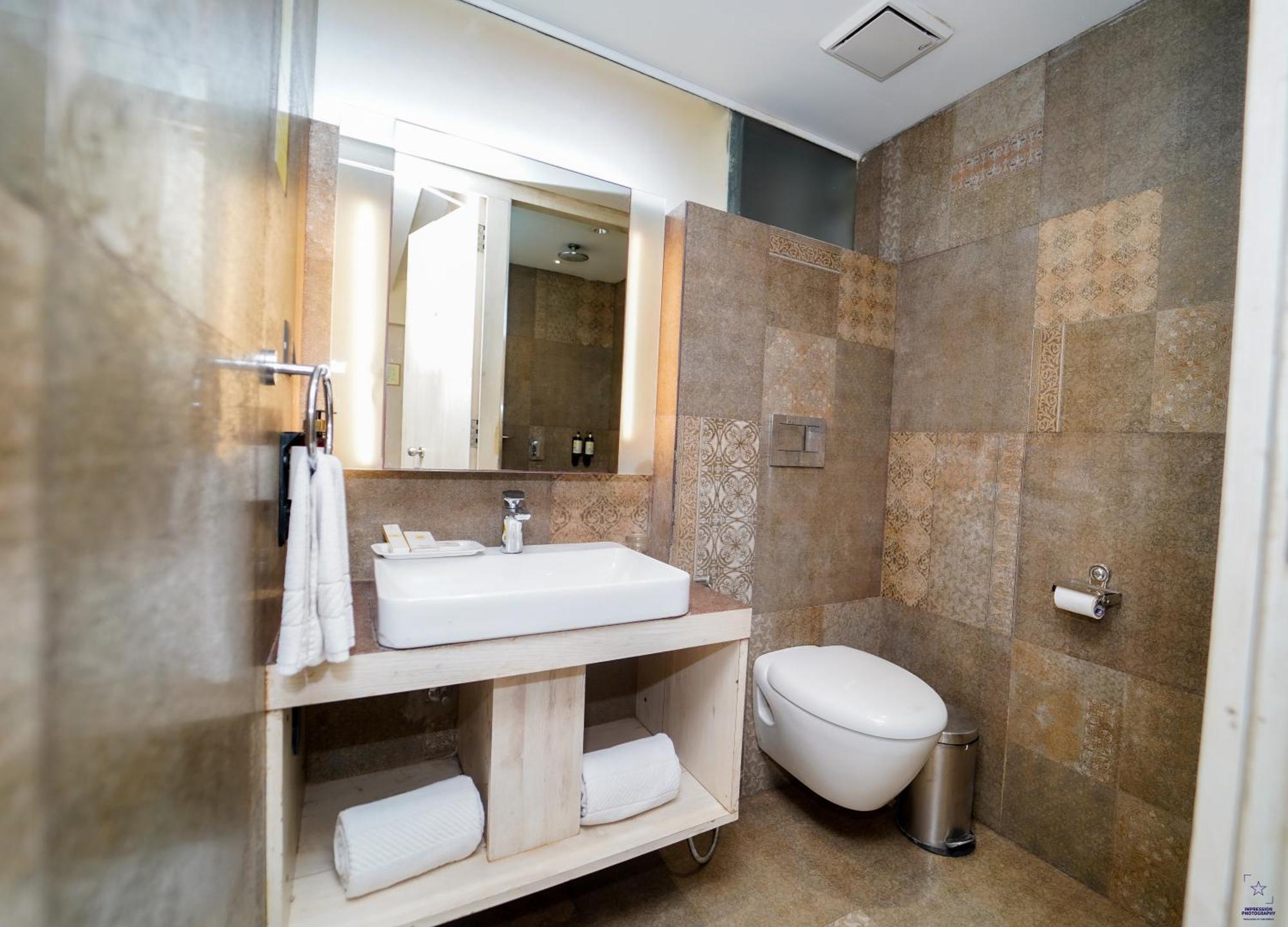 Hotel Citrus Prime Candolm, Goa Candolim Bagian luar foto